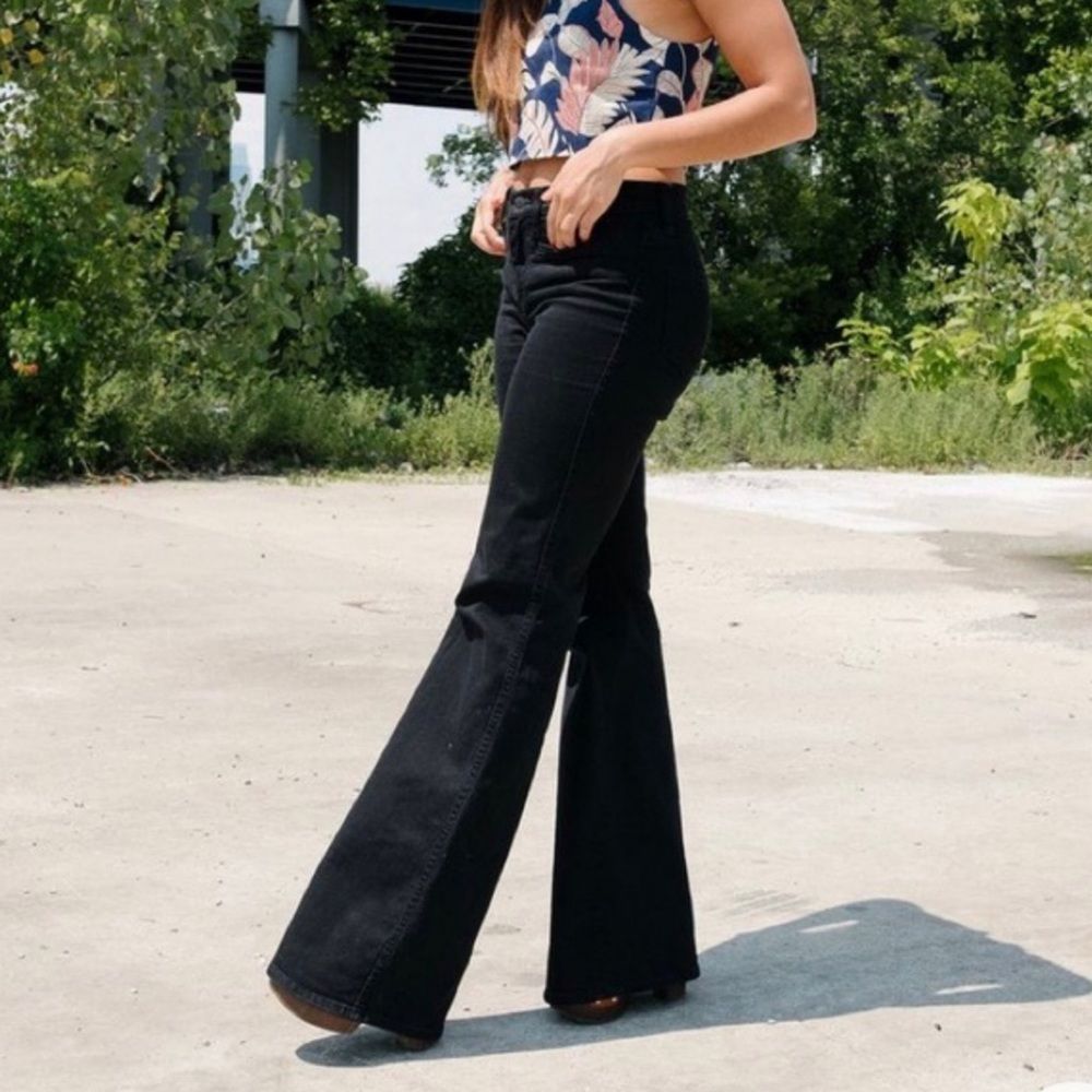 Madewell Flea Market Flare Jeans